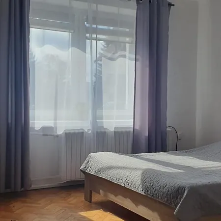 דירה Mieszkanie W Domu Jednorodzinnym *